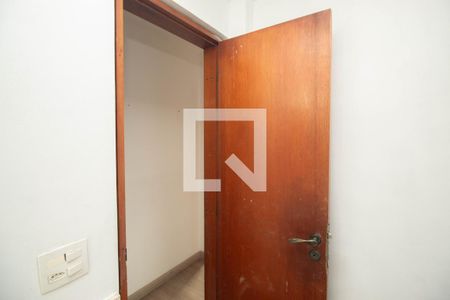 Banheiro de apartamento para alugar com 2 quartos, 67m² em Vila Irmaos Arnoni, São Paulo