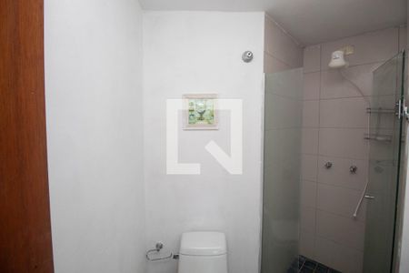 Banheiro de apartamento para alugar com 2 quartos, 67m² em Vila Irmaos Arnoni, São Paulo