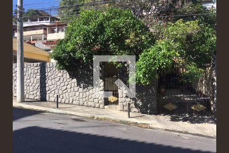 Casa à venda com 4 quartos, 400m² em Fonseca, Niterói