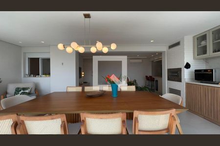 Apartamento à venda com 4 quartos, 136m² em Vila Anastácio, São Paulo