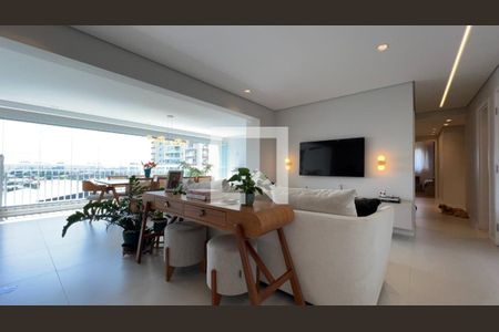 Apartamento à venda com 4 quartos, 136m² em Vila Anastácio, São Paulo