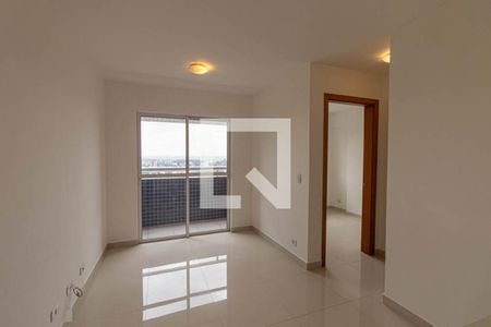 Sala de kitnet/studio para alugar com 1 quarto, 44m² em Cristo Rei, Curitiba