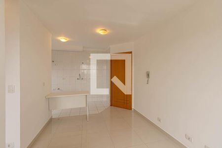 Sala de kitnet/studio para alugar com 1 quarto, 44m² em Cristo Rei, Curitiba