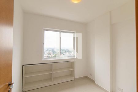 Quarto  de kitnet/studio para alugar com 1 quarto, 44m² em Cristo Rei, Curitiba
