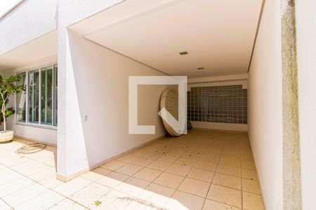 Garagem de casa à venda com 4 quartos, 328m² em Perdizes, São Paulo
