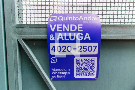 Plaquinha de casa à venda com 4 quartos, 328m² em Perdizes, São Paulo
