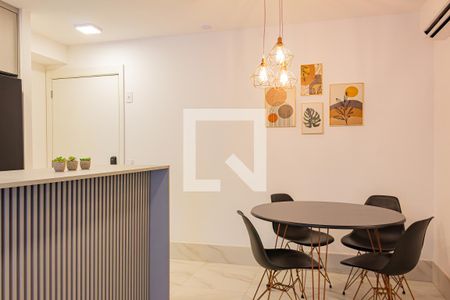 Sala de apartamento à venda com 2 quartos, 71m² em Pompeia, São Paulo