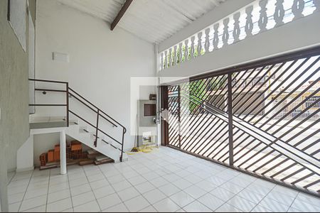 Garagem de casa para alugar com 3 quartos, 135m² em Paulicéia, São Bernardo do Campo