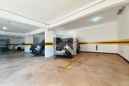 Garagem de apartamento à venda com 4 quartos, 156m² em Jardim Proença, Campinas