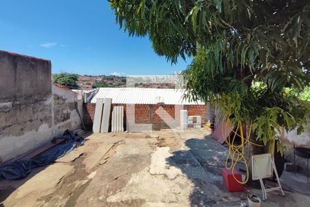 Quintal de casa à venda com 2 quartos, 54m² em Jardim Paranapanema, Campinas