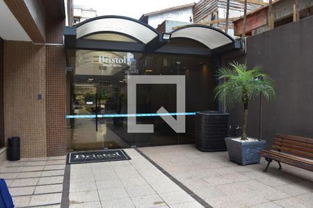 Fachada de kitnet/studio para alugar com 1 quarto, 36m² em Alto da Xv, Curitiba