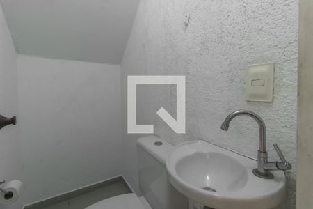Lavabo de casa para alugar com 4 quartos, 150m² em Jardim Maringa, São Paulo