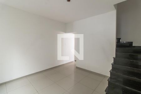 Sala 2 de casa para alugar com 4 quartos, 150m² em Jardim Maringa, São Paulo