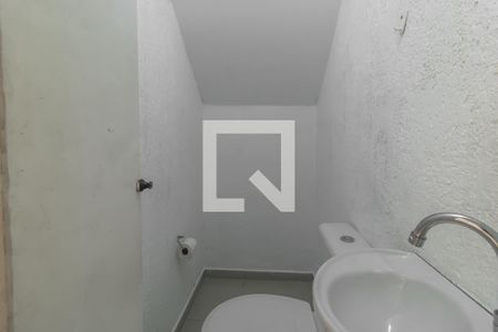 Lavabo de casa para alugar com 4 quartos, 150m² em Jardim Maringa, São Paulo