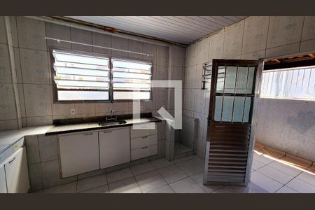 Cozinha de casa para alugar com 2 quartos, 120m² em Vila Progresso, Jundiaí