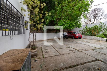 Quintal e Garagem de casa à venda com 6 quartos, 208m² em Alto da Lapa, São Paulo
