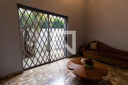 Saleta de casa à venda com 6 quartos, 208m² em Alto da Lapa, São Paulo