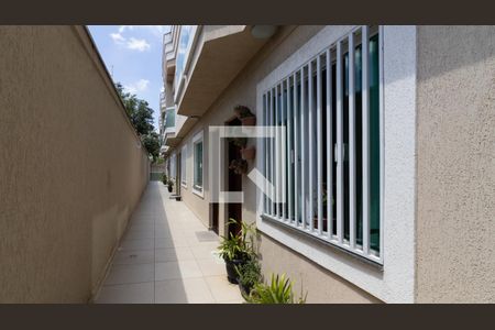 Área comum - Corredor de casa de condomínio à venda com 2 quartos, 68m² em Parque Boturussu, São Paulo