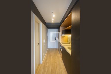 Cozinha de kitnet/studio à venda com 1 quarto, 33m² em Vila Cordeiro, São Paulo