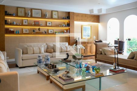 Sala de casa à venda com 3 quartos, 469m² em Aclimação, São Paulo