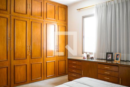 Suíte 3 de casa à venda com 3 quartos, 469m² em Aclimação, São Paulo