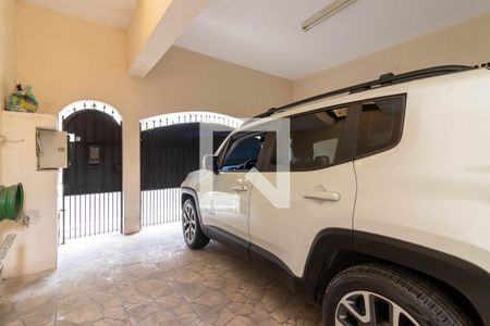 Garagem de casa à venda com 4 quartos, 180m² em Vila Bela Vista (zona Norte), São Paulo