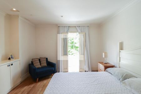 Suíte 1 de casa à venda com 3 quartos, 450m² em Jardim Sao Bento, São Paulo