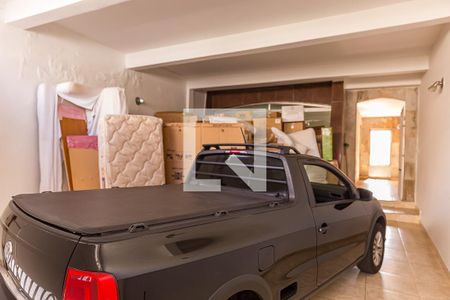 Garagem de casa à venda com 4 quartos, 310m² em Vila Paulista, São Paulo