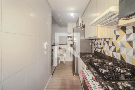 Cozinha e Área de Serviço de apartamento à venda com 3 quartos, 90m² em Passo D’areia, Porto Alegre