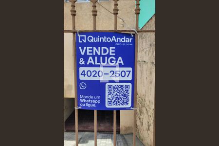 Fachada de casa à venda com 2 quartos, 161m² em Jardim Stella, Santo André