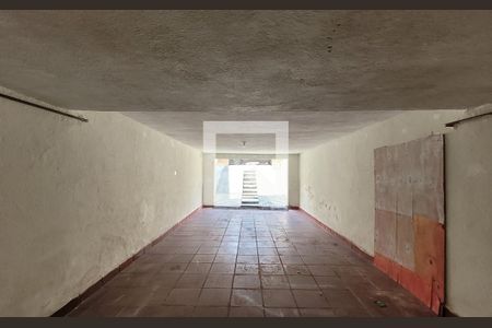Garagem de casa à venda com 2 quartos, 161m² em Jardim Stella, Santo André