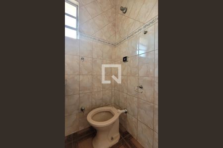 Banheiro da suíte de casa à venda com 2 quartos, 161m² em Jardim Stella, Santo André