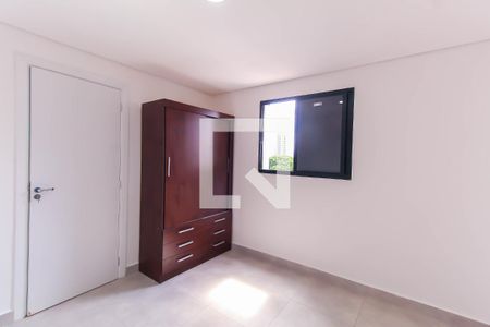 Quarto 1 de apartamento para alugar com 2 quartos, 50m² em Vila Bertioga, São Paulo