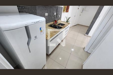 Cozinha de apartamento para alugar com 1 quarto, 50m² em José Menino, Santos