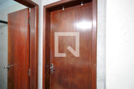 Porta Quarto 7 de casa à venda com 8 quartos, 357m² em Nova Floresta, Belo Horizonte