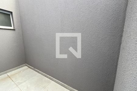 Quintal de apartamento para alugar com 2 quartos, 39m² em Vila Mangalot, São Paulo