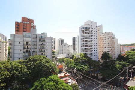 Vista de apartamento à venda com 2 quartos, 76m² em Indianópolis, São Paulo