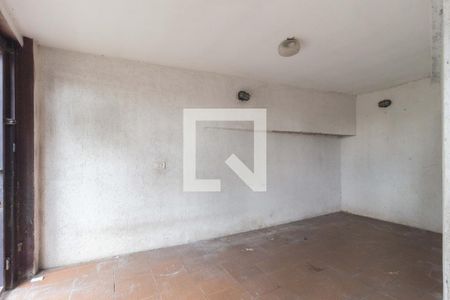 Garagem de casa à venda com 2 quartos, 83m² em Vila Oratorio, São Paulo