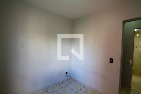 Quarto 2 de apartamento para alugar com 2 quartos, 50m² em Centro Cívico, Curitiba