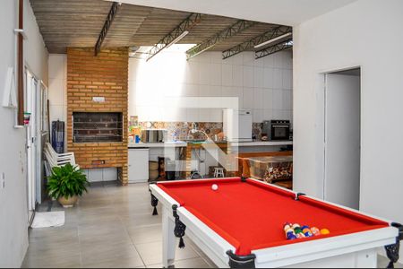 Área comum de casa à venda com 4 quartos, 450m² em Menino Deus, Porto Alegre