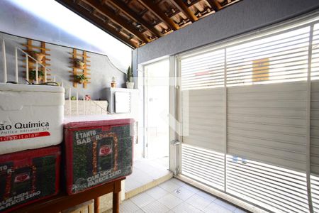 Garagem de casa à venda com 4 quartos, 180m² em Vila Mariana, São Paulo