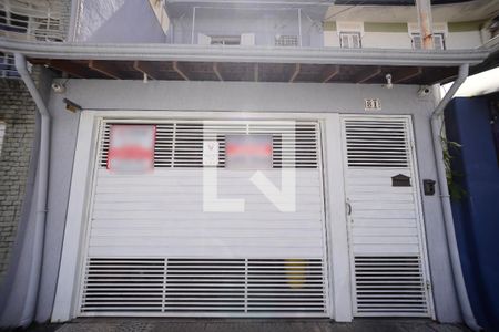 Fachada de casa à venda com 4 quartos, 180m² em Vila Mariana, São Paulo
