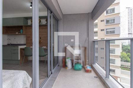 Varanda de kitnet/studio à venda com 0 quarto, 27m² em Vila Mariana, São Paulo
