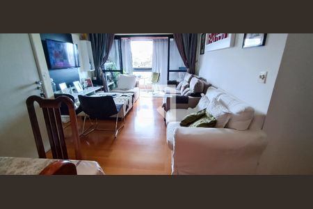 Sala de apartamento à venda com 3 quartos, 110m² em Jardim Leonor, São Paulo