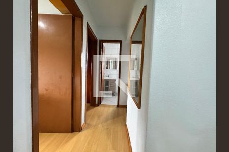 Corredor de apartamento para alugar com 2 quartos, 42m² em Rio dos Sinos, São Leopoldo