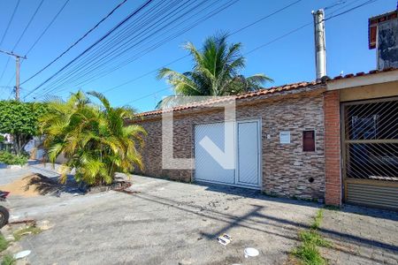 Fachada de casa para alugar com 4 quartos, 200m² em Tude Bastos (sítio do Campo), Praia Grande