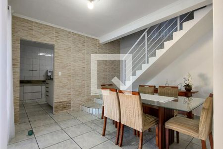 Sala de casa para alugar com 4 quartos, 200m² em Tude Bastos (sítio do Campo), Praia Grande