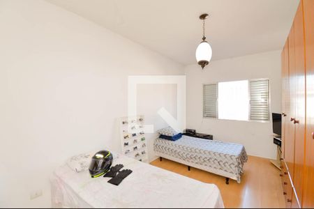 Quarto 1 de casa à venda com 2 quartos, 150m² em Vila Galvão, Guarulhos