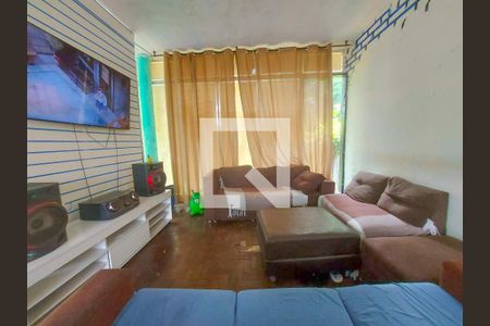 Sala de casa à venda com 5 quartos, 247m² em Salgado Filho, Belo Horizonte