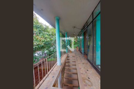 Varanda de casa à venda com 5 quartos, 247m² em Salgado Filho, Belo Horizonte